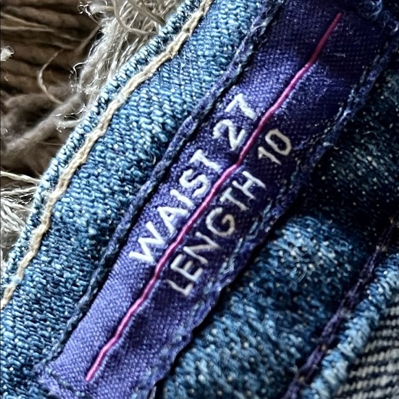 Vigoss The New York Bermuda Jean shorts💕 - Picture 7 of 12